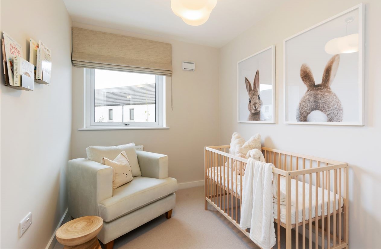 چیدمان اتاق نوزاد دختر