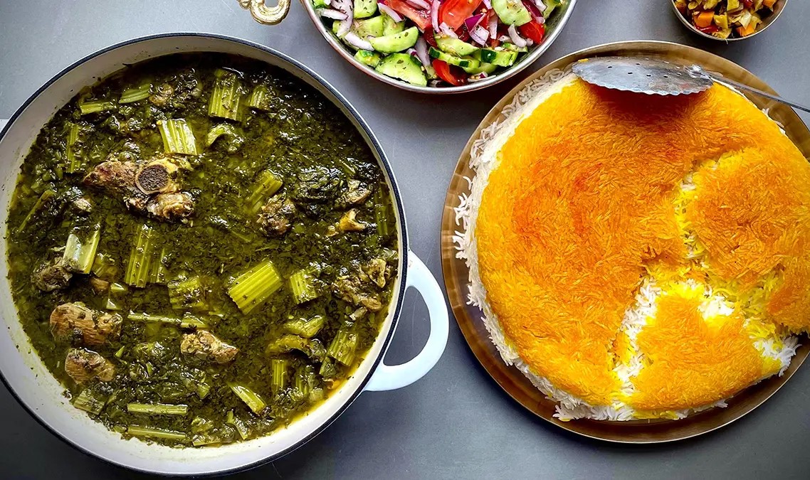 خورشت ریواس - طرز تهیه خورش ریواس با سبزی قورمه