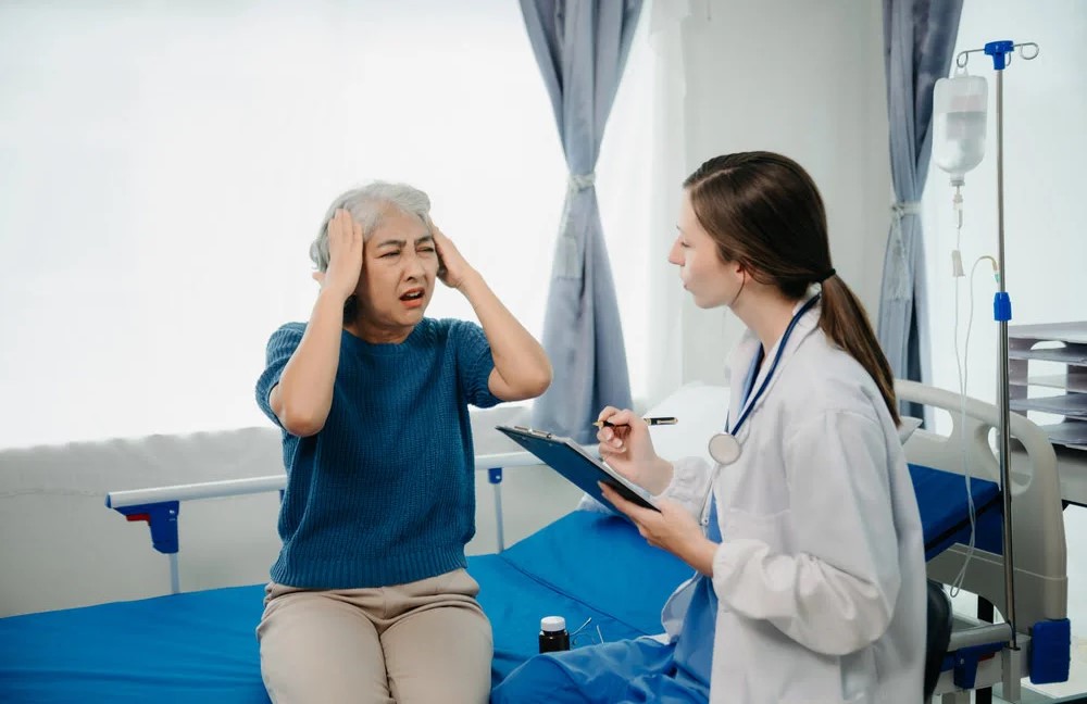 درمان سرگیجه شدید - درمان فوری سرگیجه در خانه