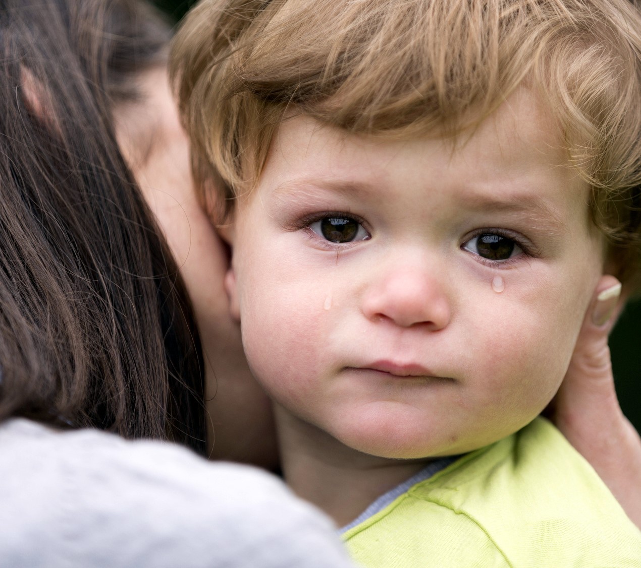 وابستگی کودک به مادر - رفع وابستگی کودک به مادر