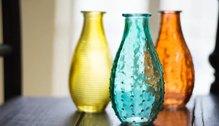 پاك كردن رسوب آب از شیشه گلدان